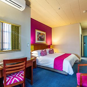 Cape Town Lodge Hotel